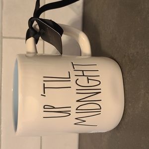 🇺🇲Rae Dunn Cinderella Double Sided Mug